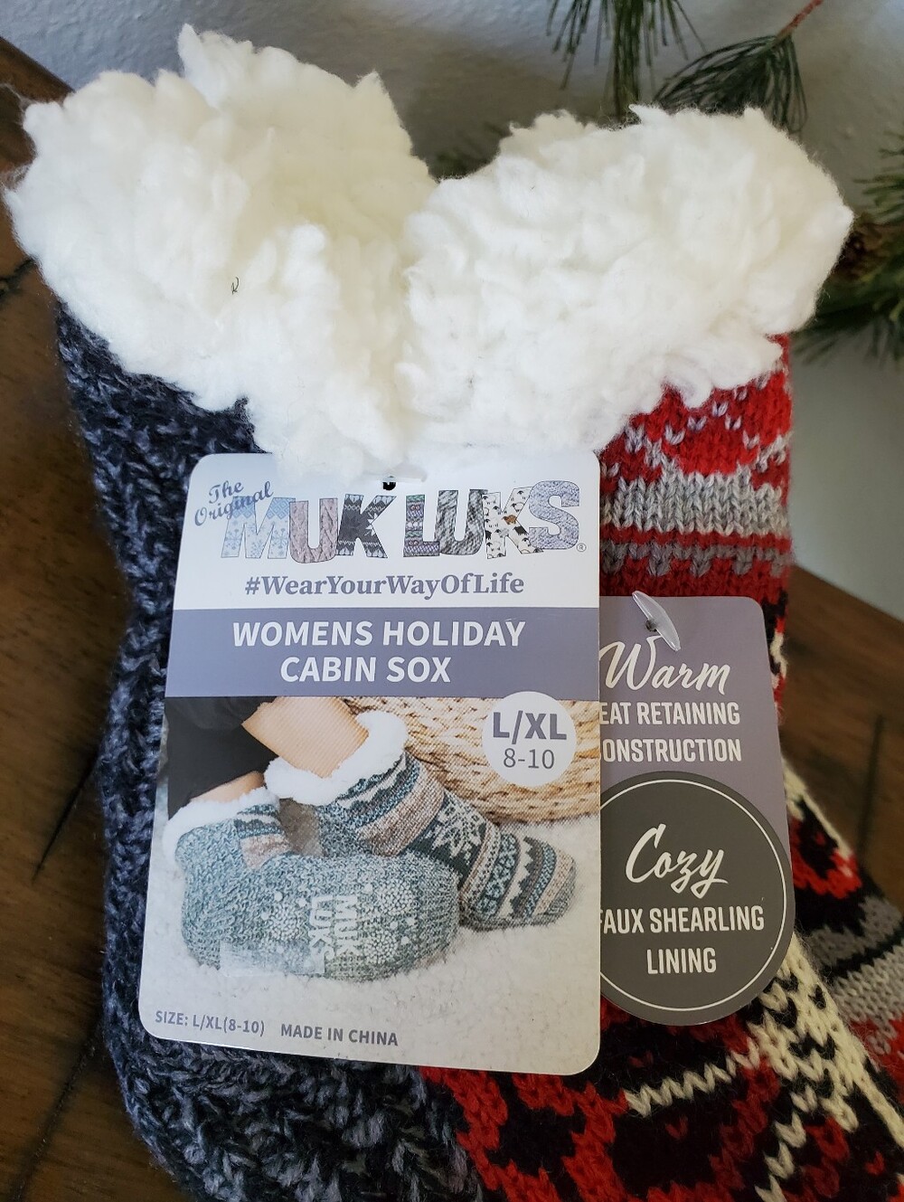 MUK LUKS Holiday Cabin Slipper Socks Faux Shearling Lined Nordic - Picture 2 of 7